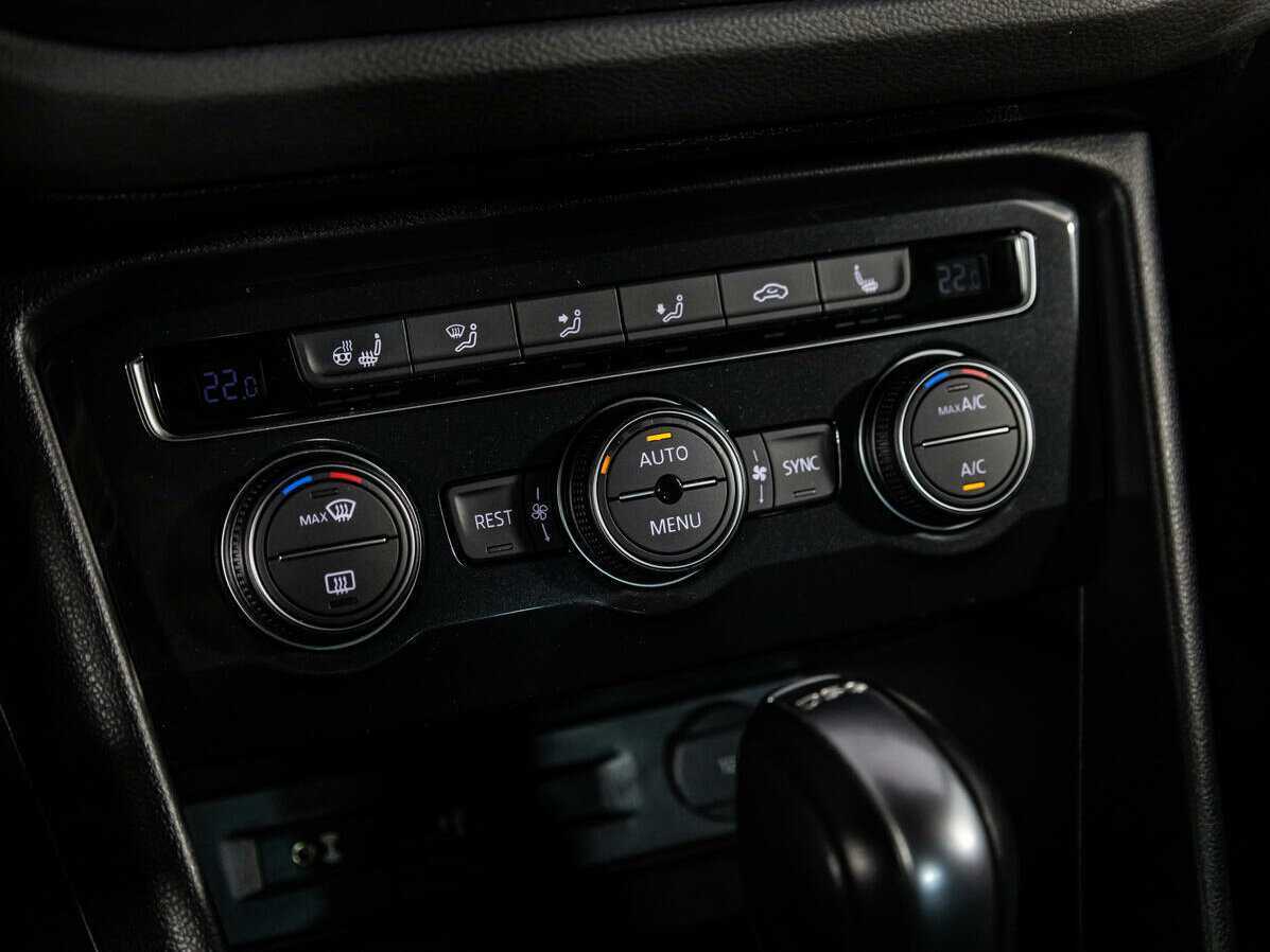 Volkswagen Tiguan, 2017 Фото №18