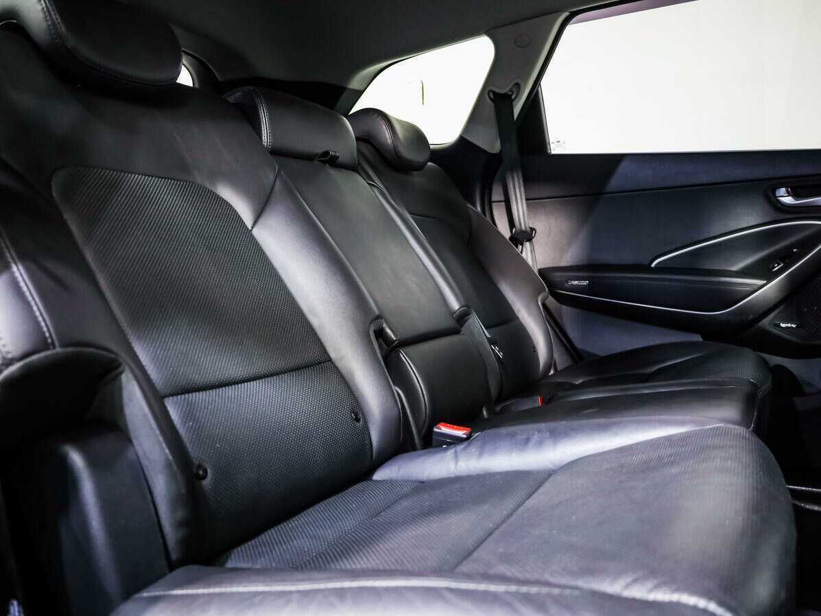 Hyundai Santa Fe Grand, 2017 Фото №12