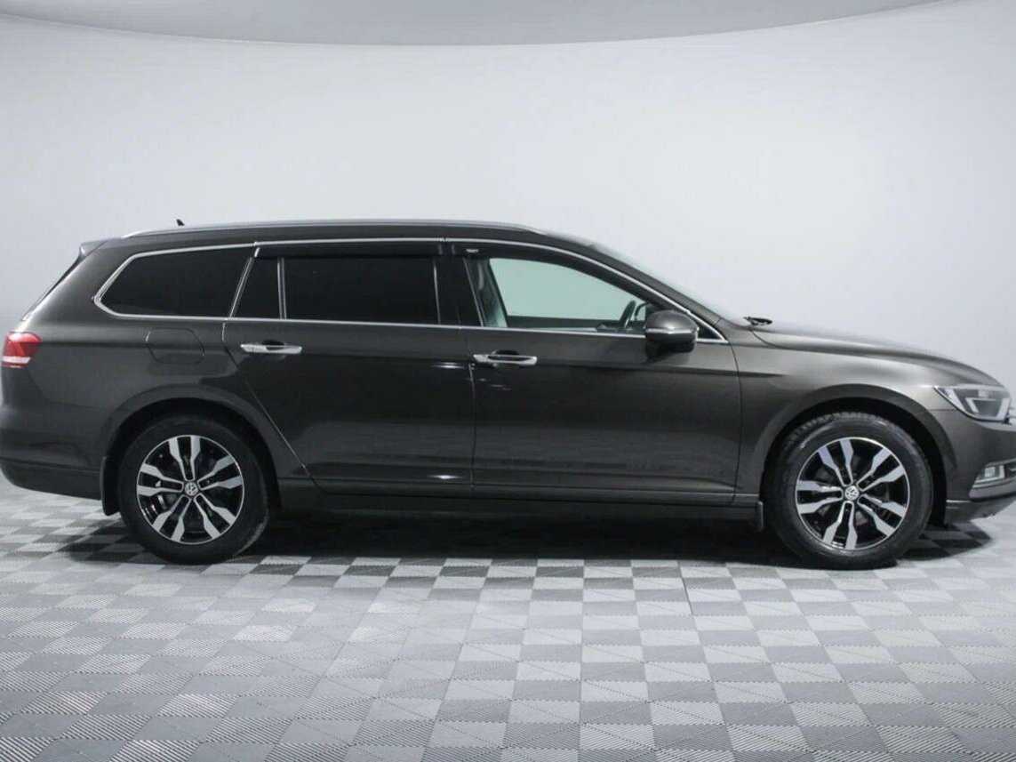 Volkswagen Passat DSG7, 2017 - 141 158 км. | Фото №4
