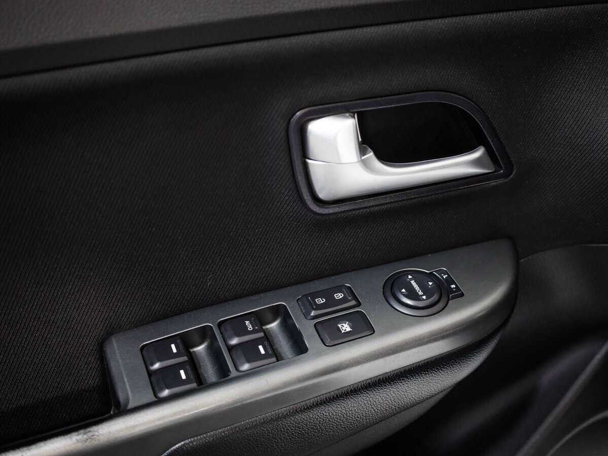 Kia Rio, 2016 Фото №14