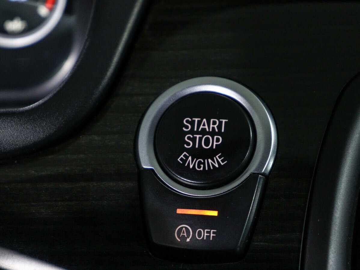 BMW 5 серии 530d xDrive, 2016 Фото №26