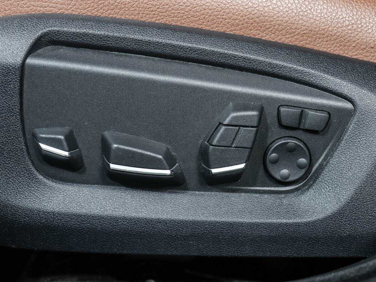 BMW 5 серии 528i xDrive, 2016 Фото №15