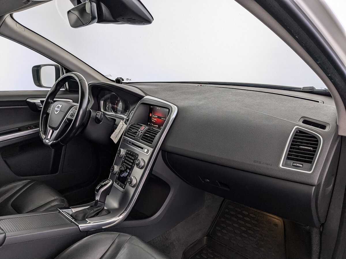 Volvo XC60, 2017 Фото №9
