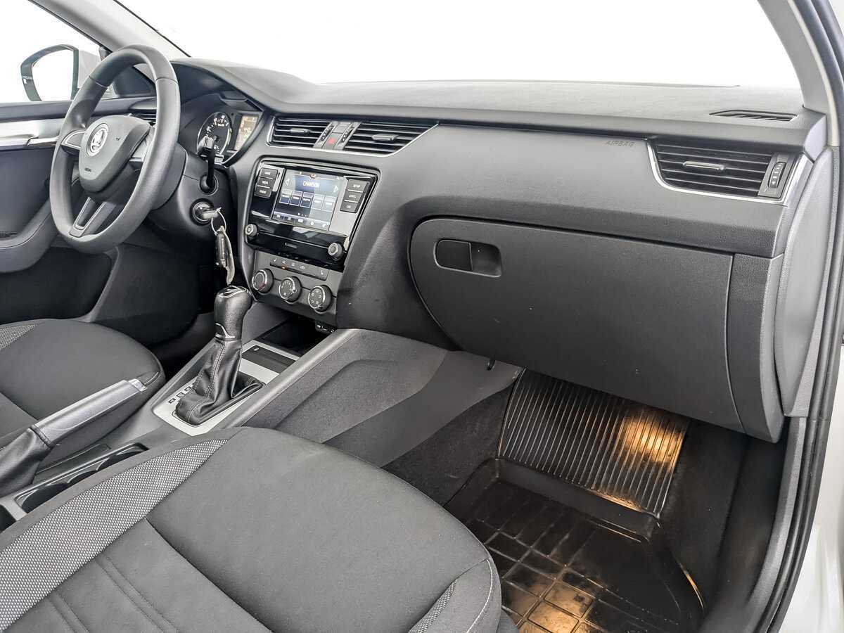 Skoda Octavia, 2017 Фото №9