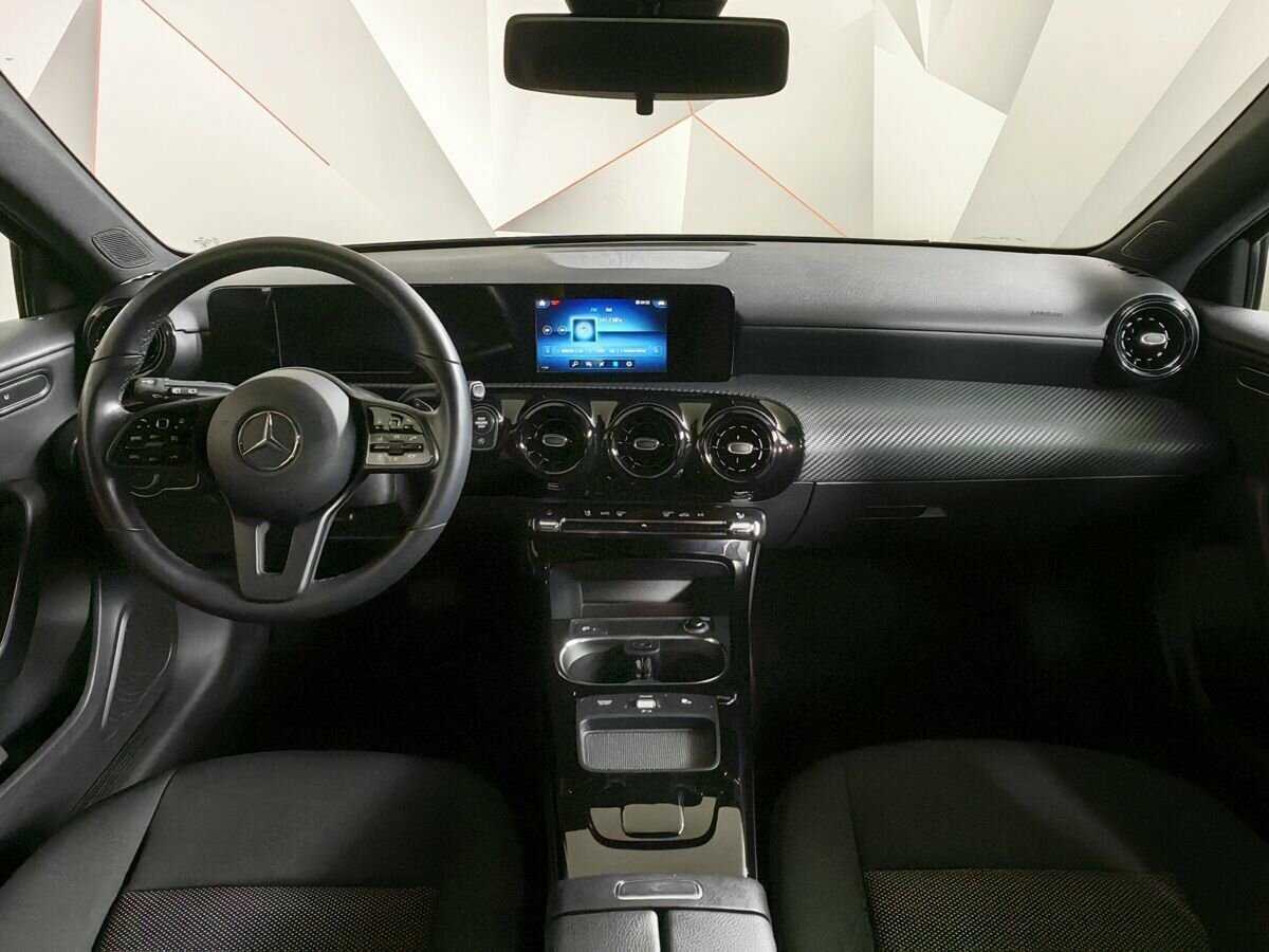 Mercedes-Benz A-Класс 200, 2019 Фото №10