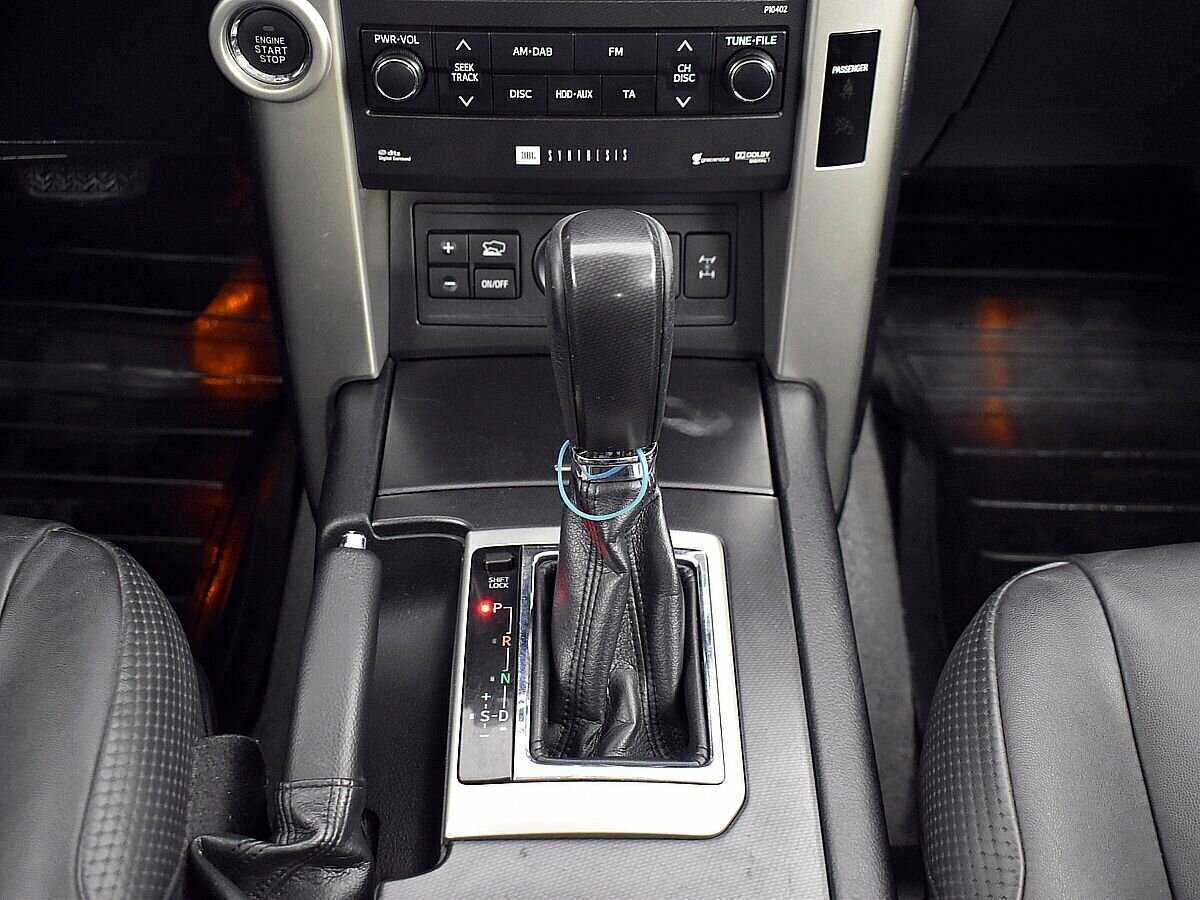 Toyota Land Cruiser Prado, 2013 Фото №16