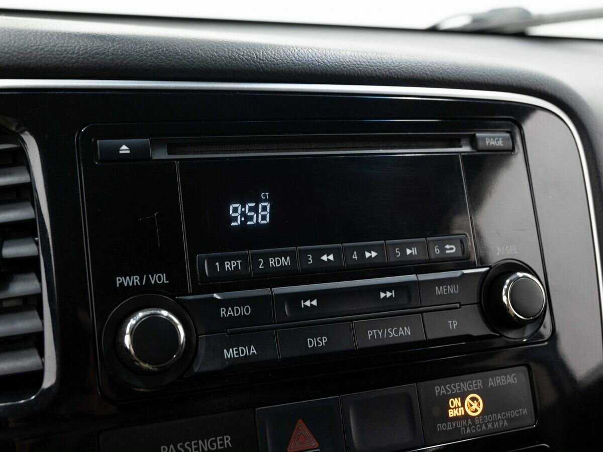 Mitsubishi Outlander, 2012 Фото №21