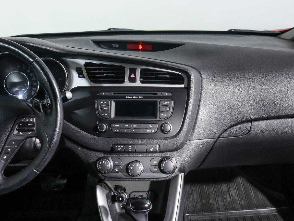Kia Ceed, 2014 Фото №12
