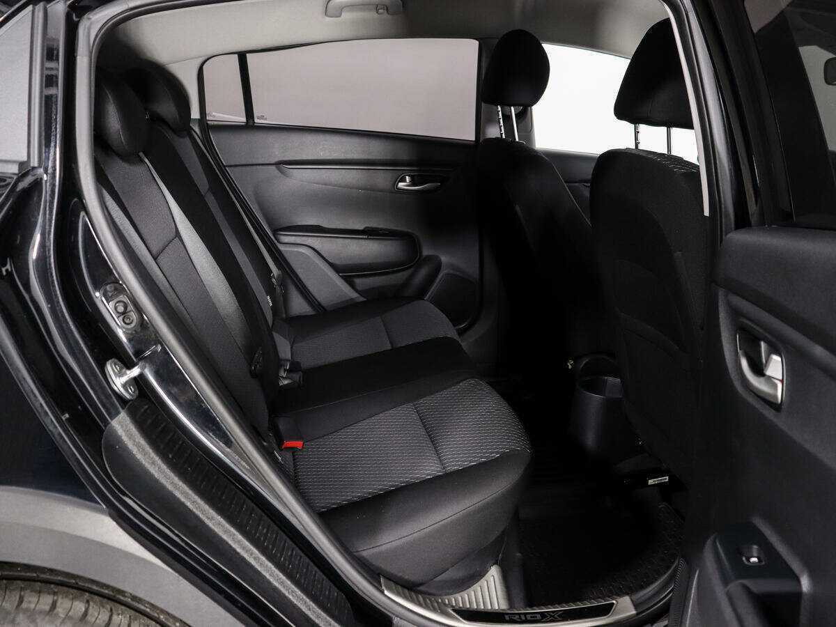 Kia Rio X-Line, 2018 Фото №12