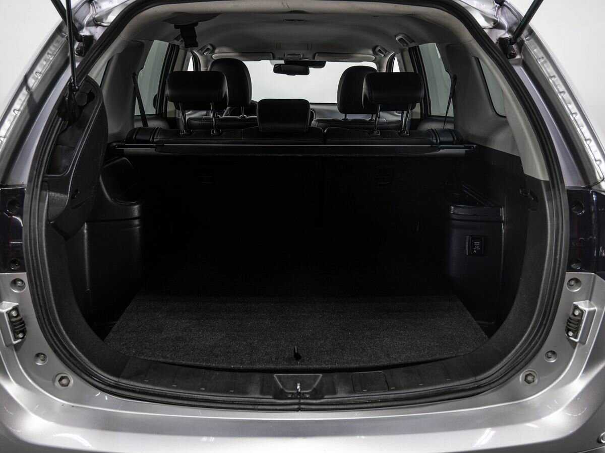 Mitsubishi Outlander, 2018 Фото №25