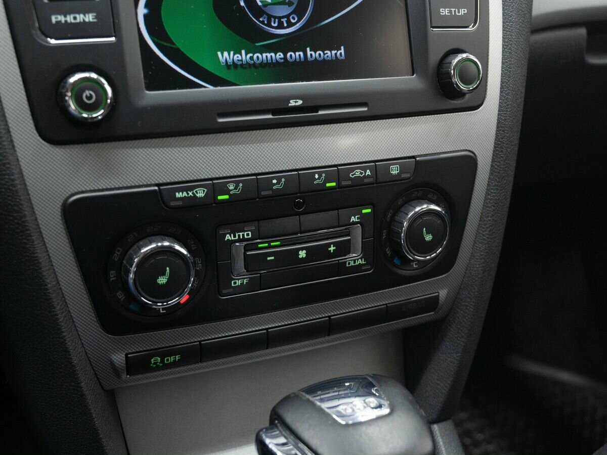 Skoda Octavia, 2012 Фото №17