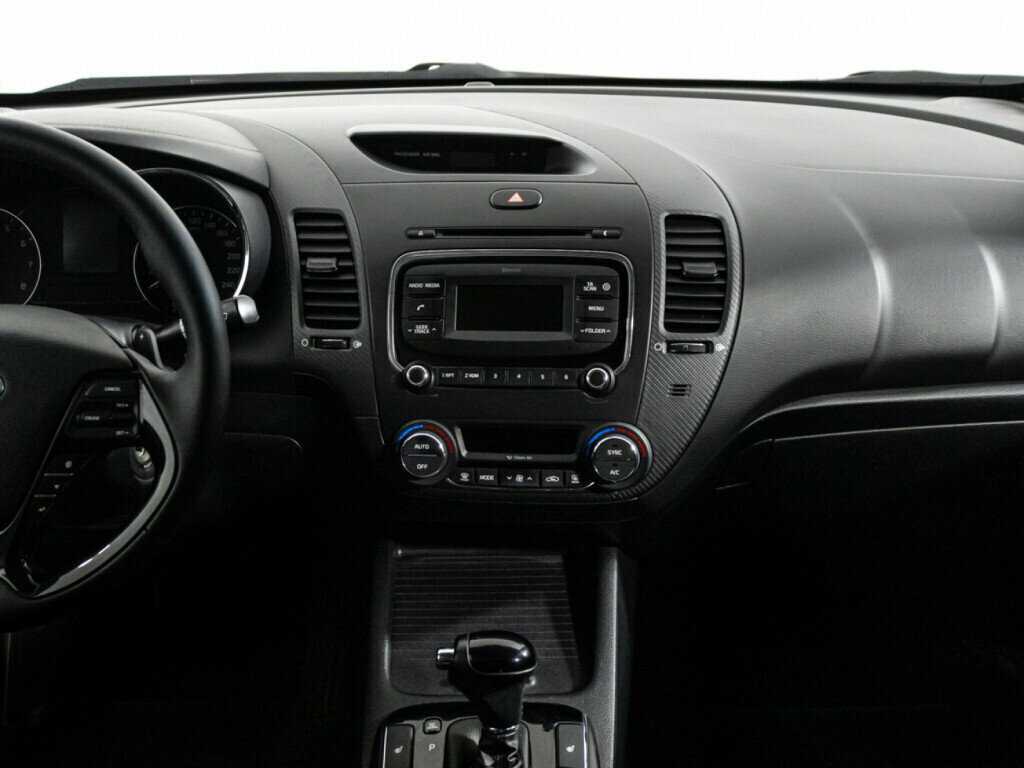 Kia Cerato, 2017 Фото №14