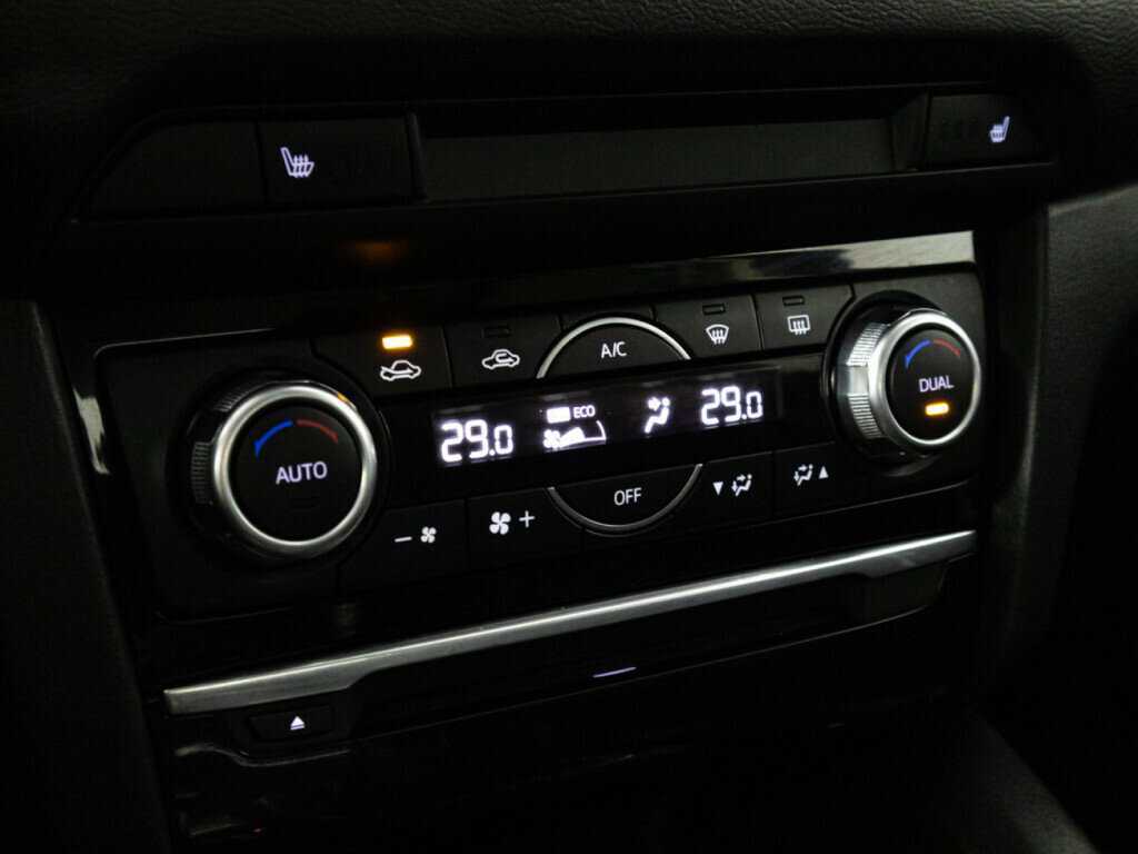 Mazda 6, 2018 Фото №16