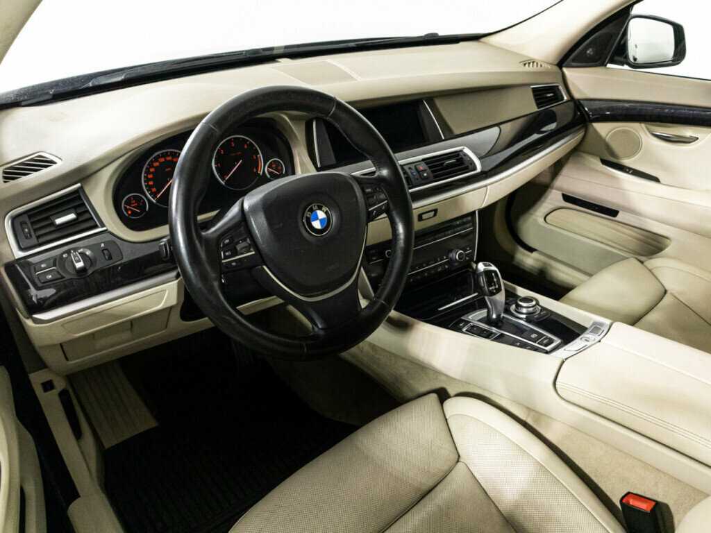 BMW 5 серии Gran Turismo 530d xDrive, 2012 Фото №11