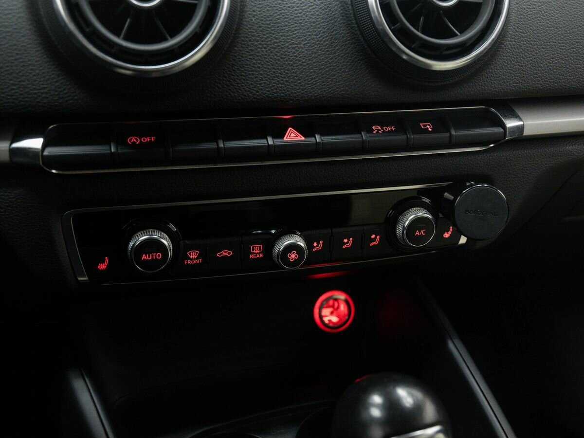 Audi A3 Sportback, 2013 Фото №21