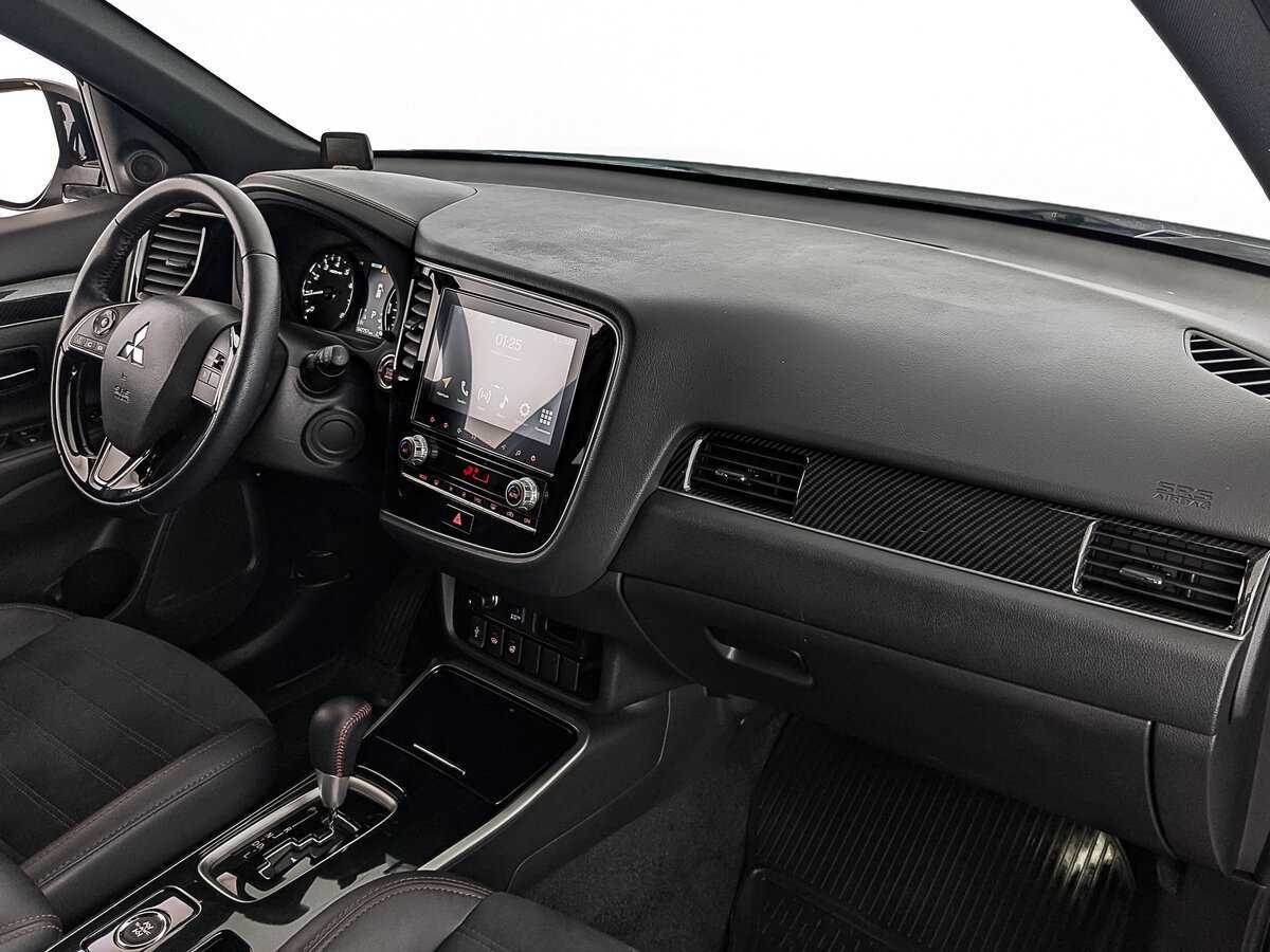 Mitsubishi Outlander, 2022 Фото №13