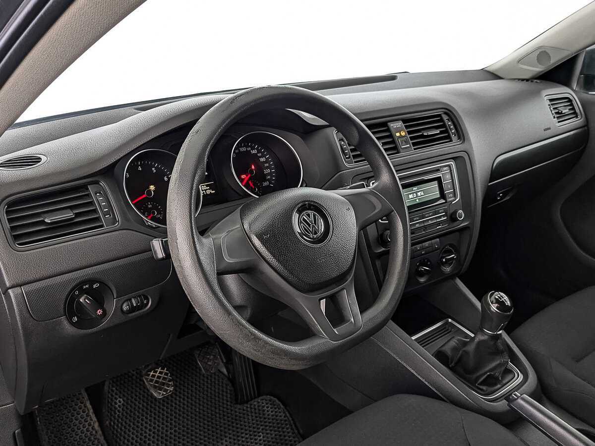Volkswagen Jetta, 2016 Фото №15