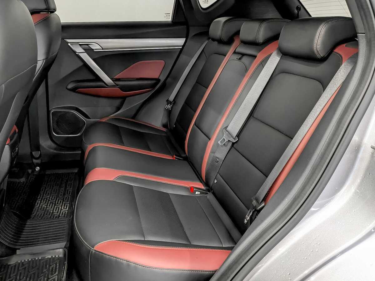 Geely Coolray, 2023 Фото №12