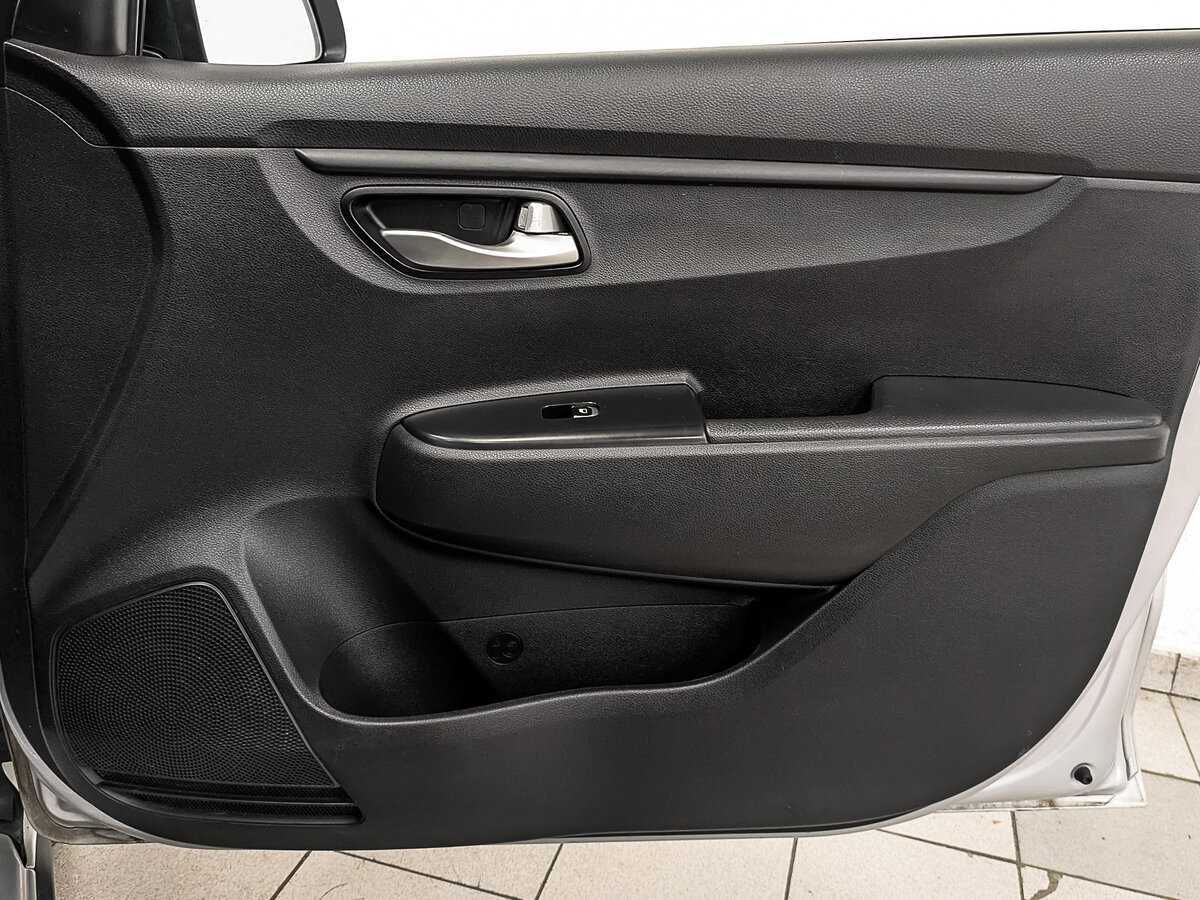 Kia Rio X-Line, 2020 Фото №24