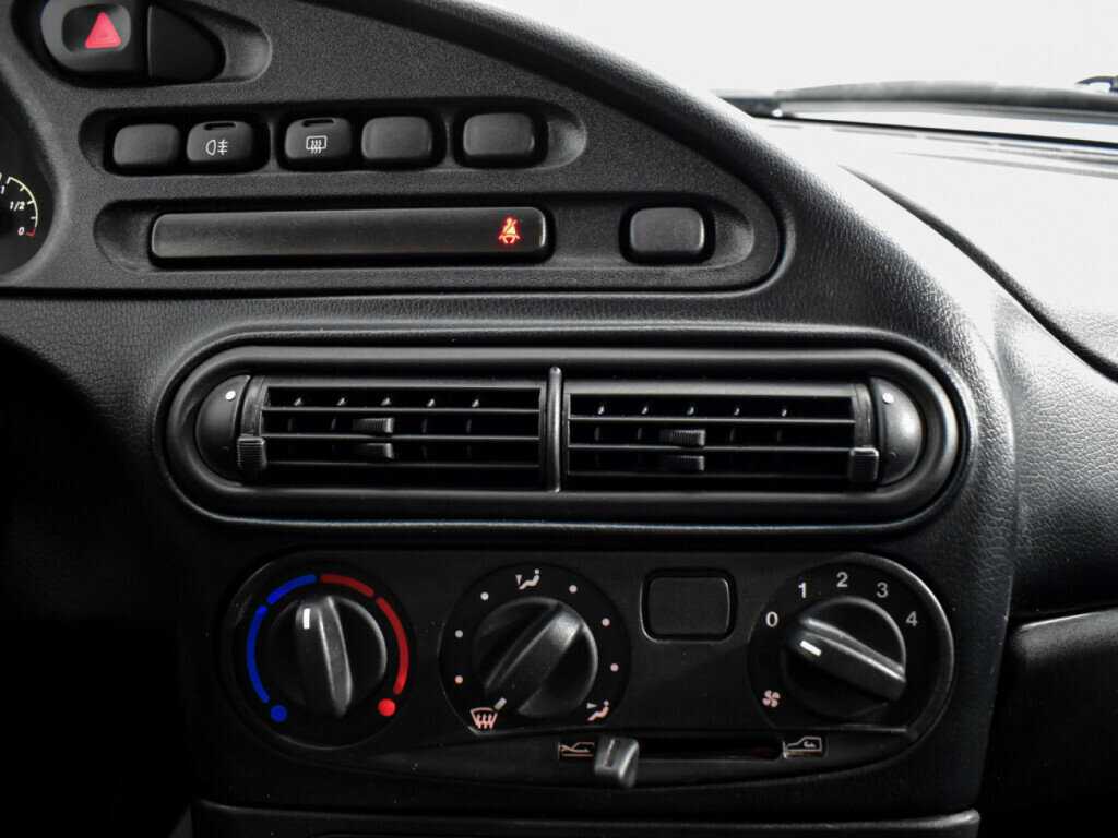 Chevrolet Niva, 2017 Фото №13