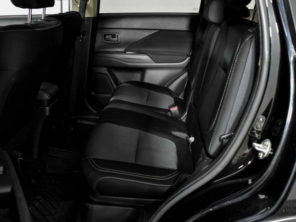 Mitsubishi Outlander, 2019 Фото №12