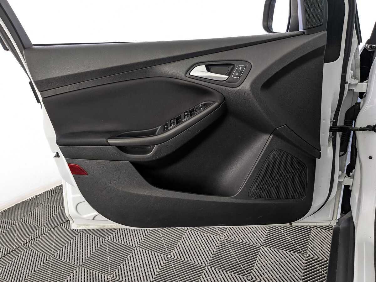 Ford Focus, 2019 Фото №18