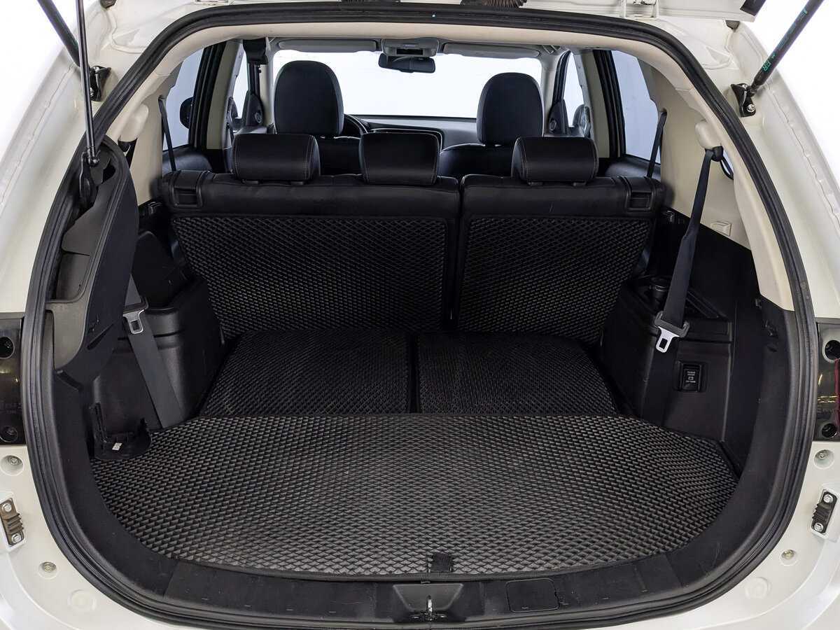 Mitsubishi Outlander, 2021 Фото №10