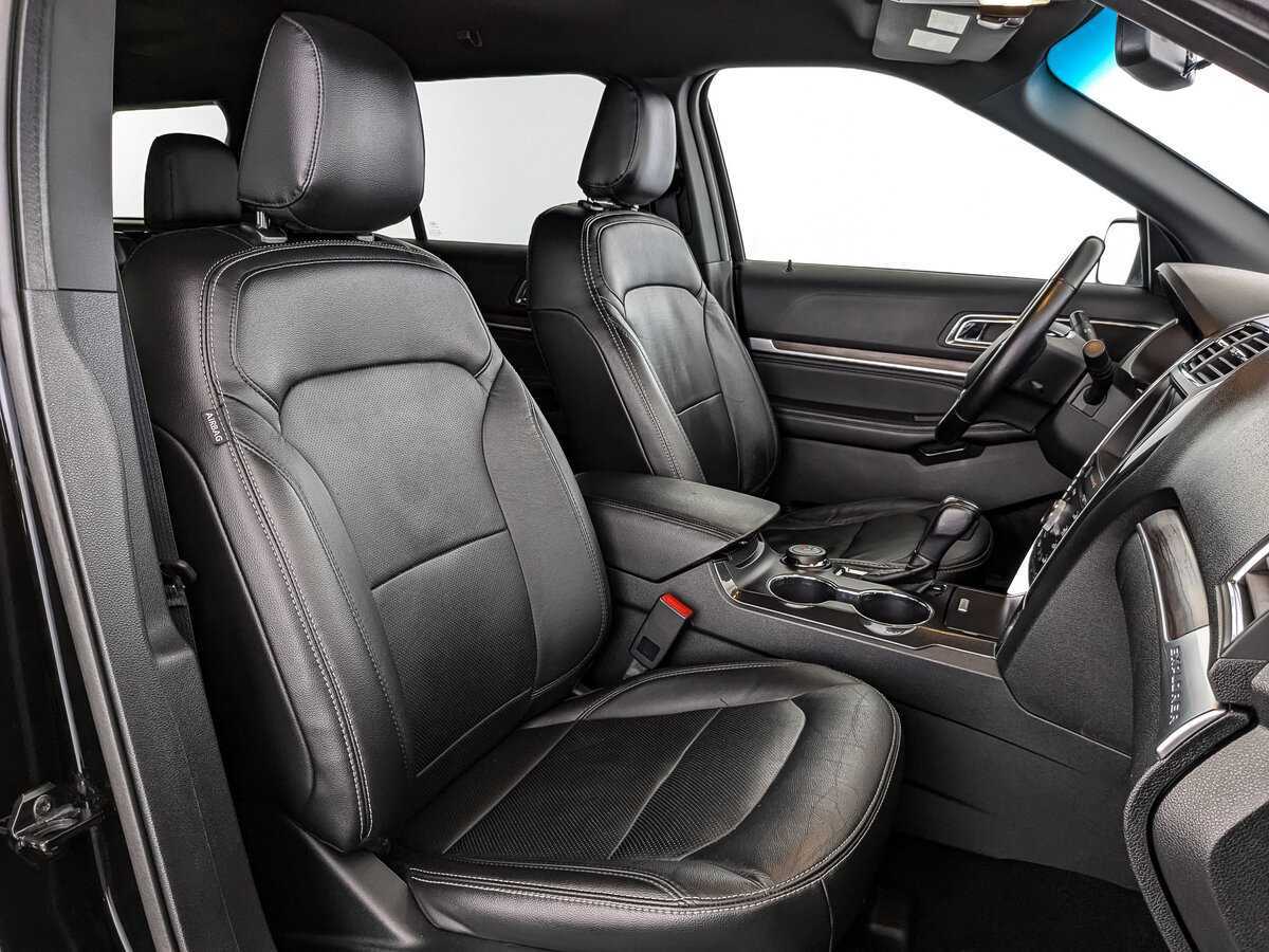 Ford Explorer, 2018 Фото №23