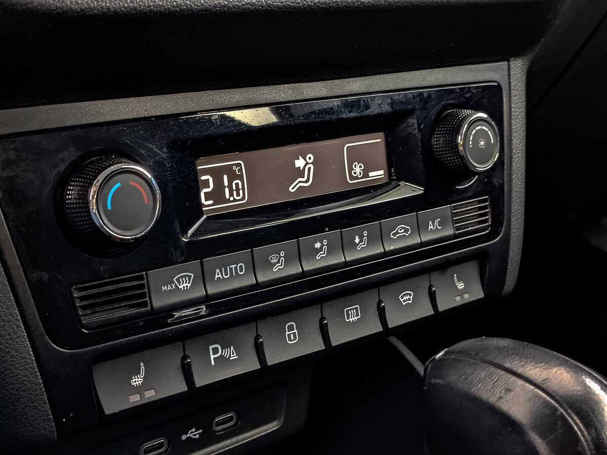 Volkswagen Polo, 2020 Фото №18