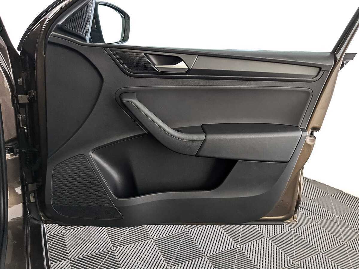 Volkswagen Polo, 2020 Фото №21