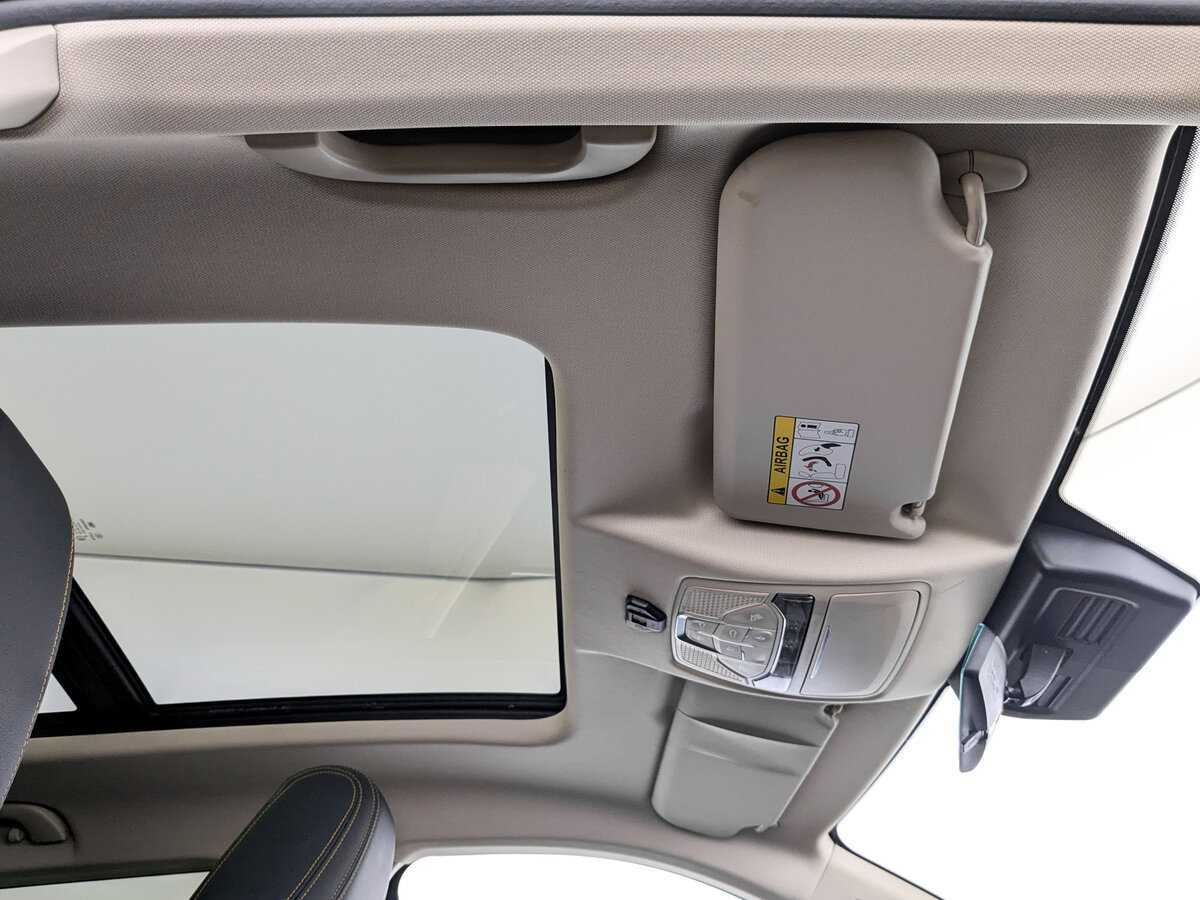 FAW Bestune T77, 2022 Фото №22