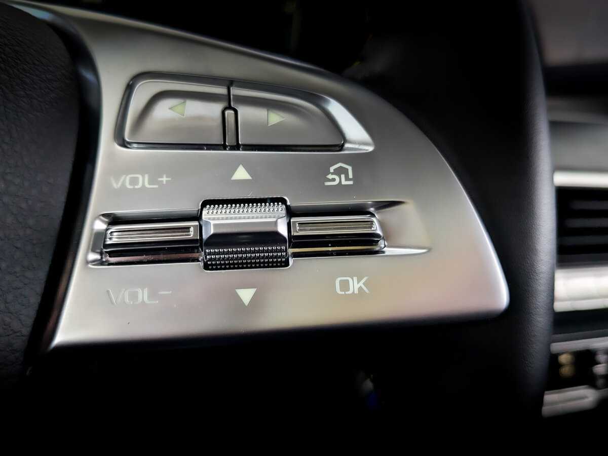 FAW Bestune T77, 2022 Фото №28