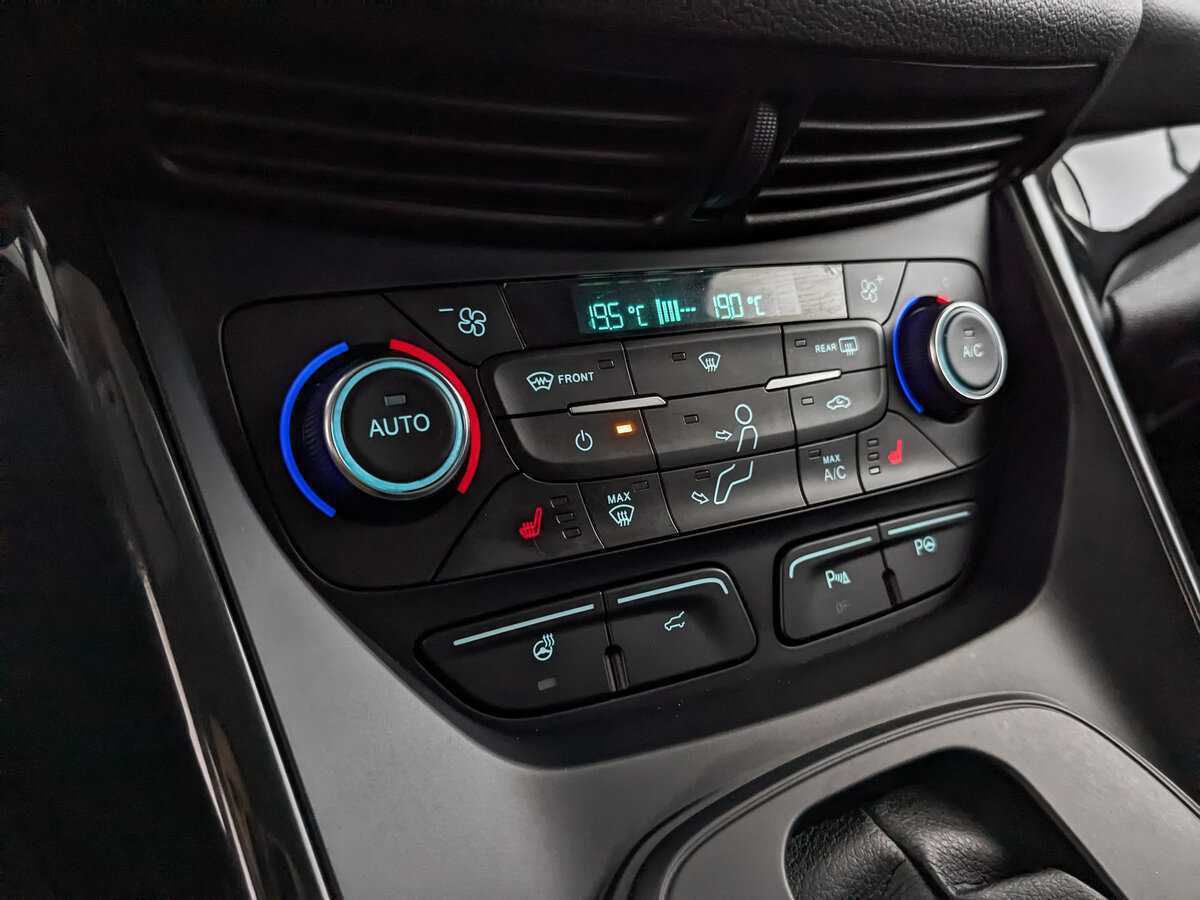 Ford Kuga, 2019 Фото №19