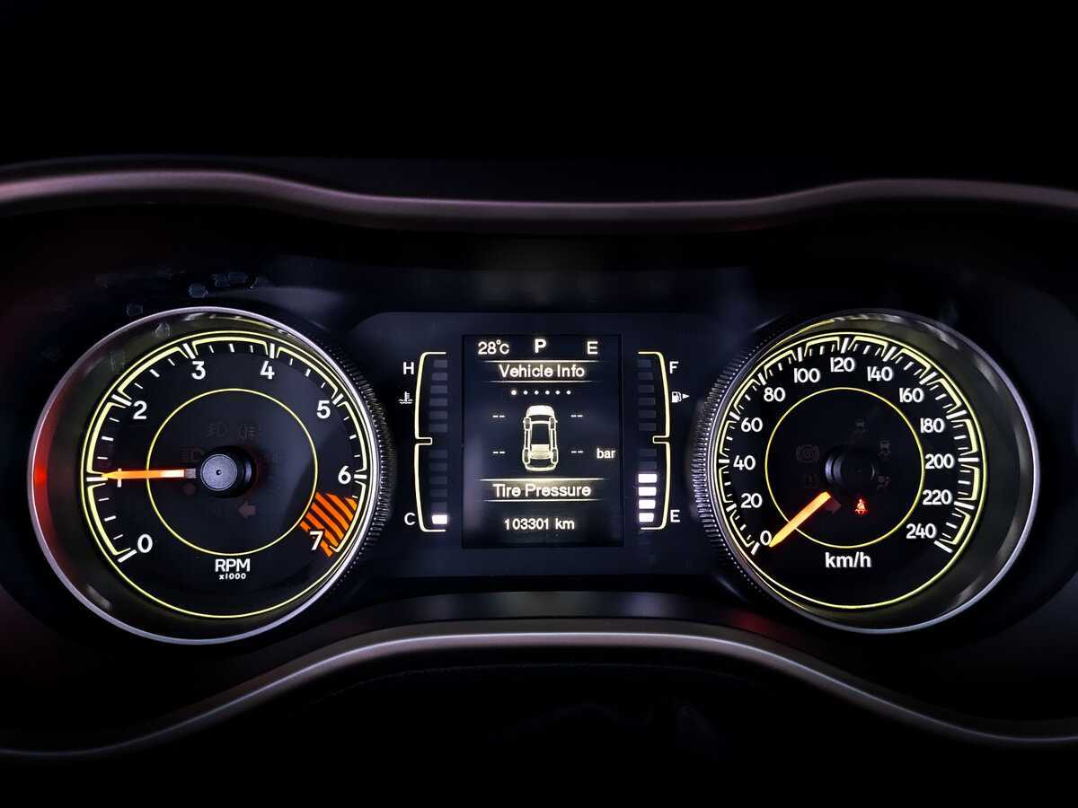 Jeep Cherokee, 2014 Фото №13