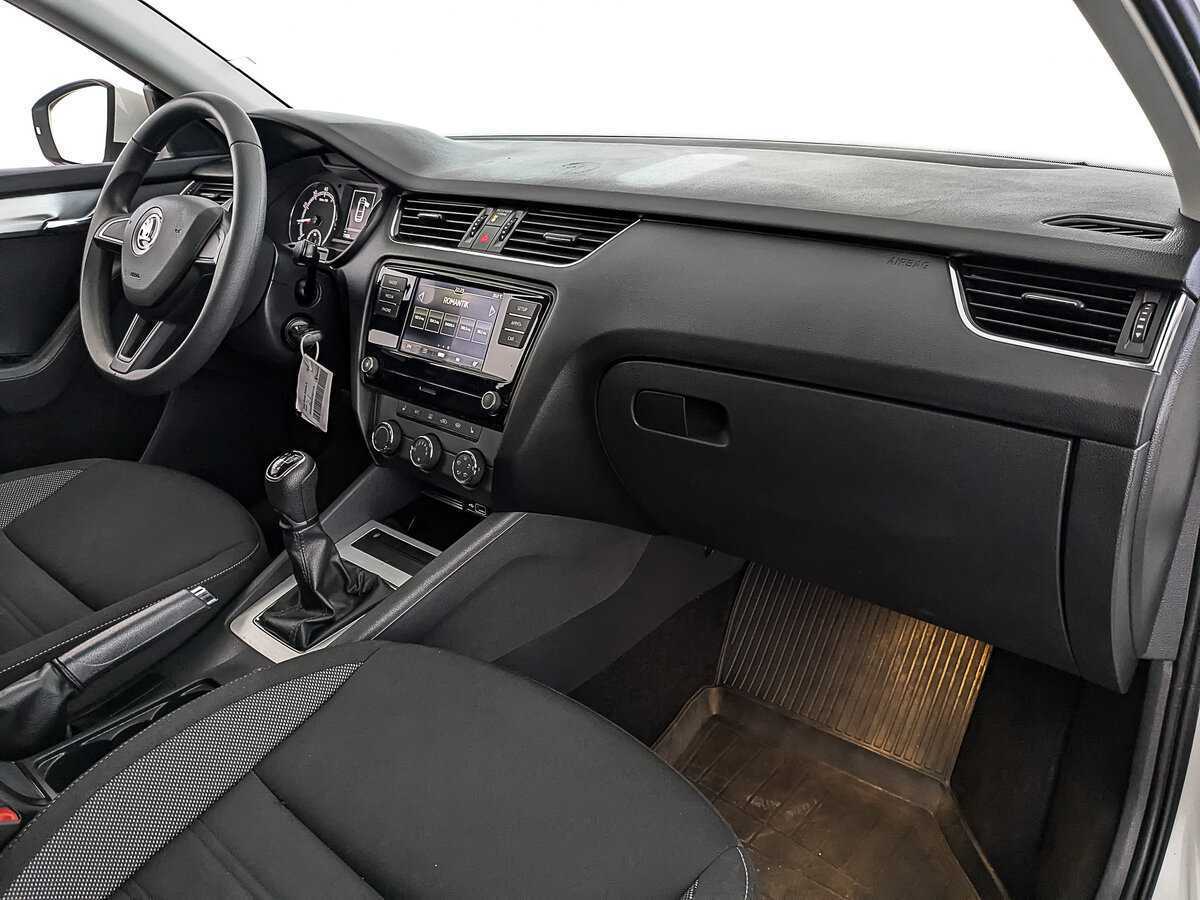 Skoda Octavia, 2019 Фото №12