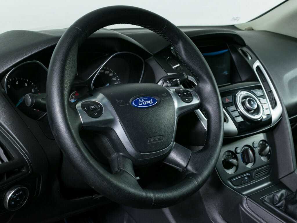 Ford Focus, 2013 Фото №12