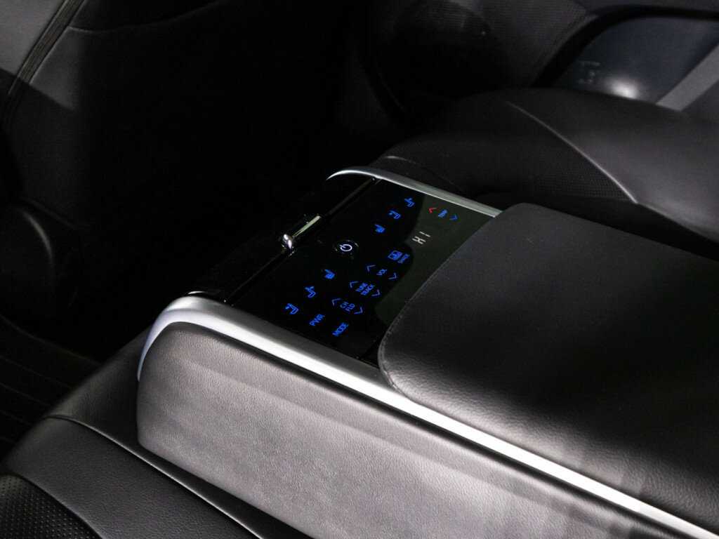 Toyota Camry, 2019 Фото №24