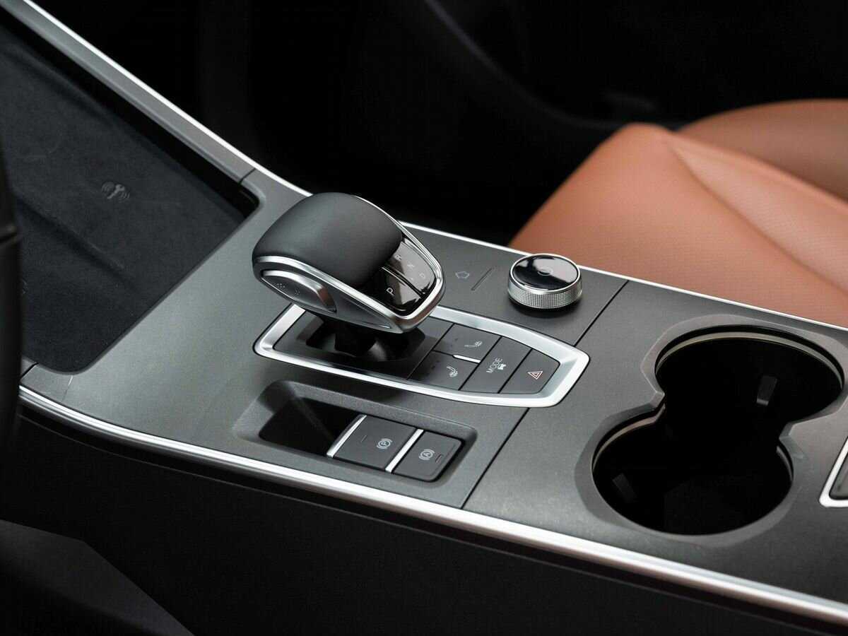 Omoda C5, 2022 Фото №19