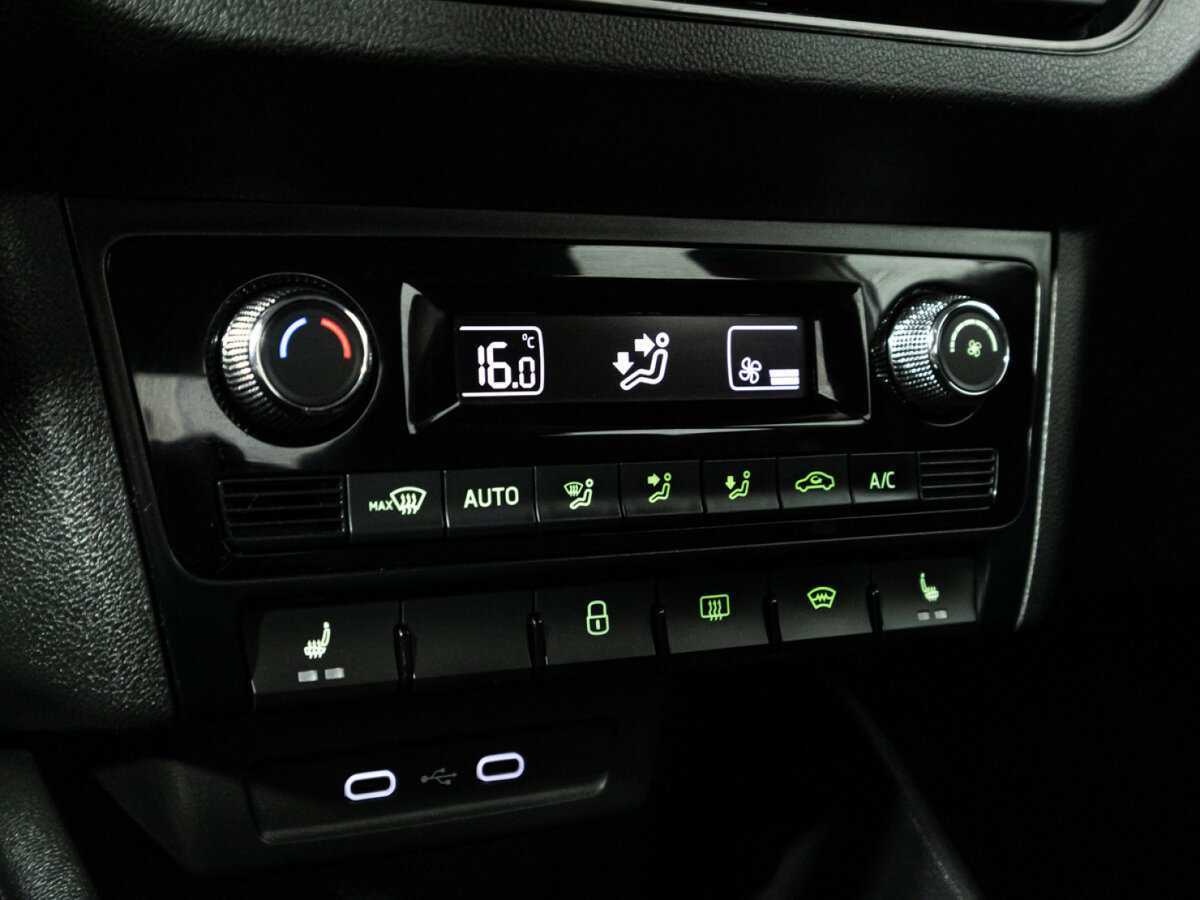 Skoda Rapid, 2021 Фото №17