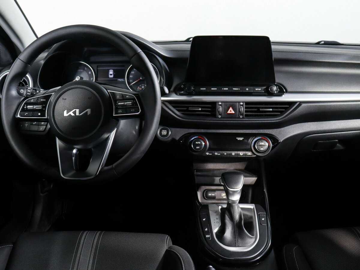Kia Cerato, 2021 Фото №9