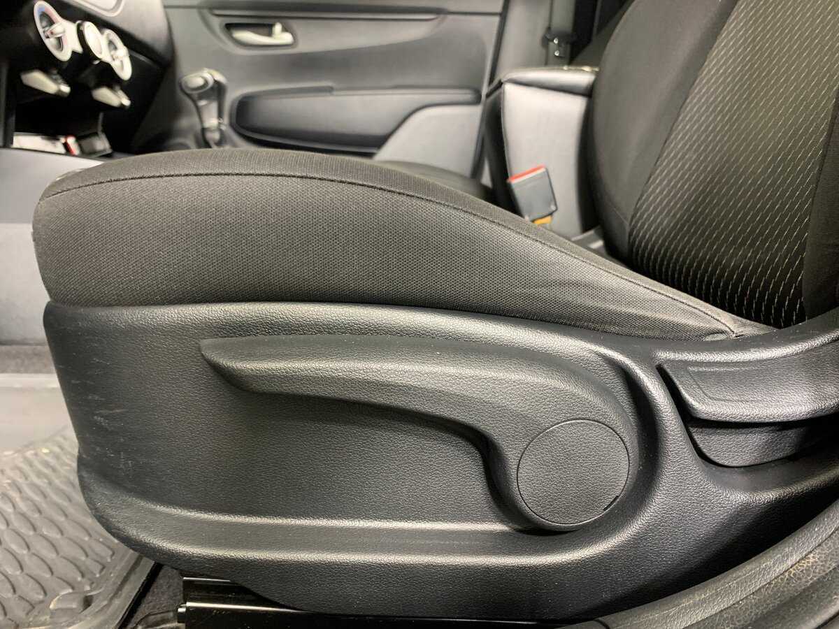 Kia Rio, 2017 Фото №17