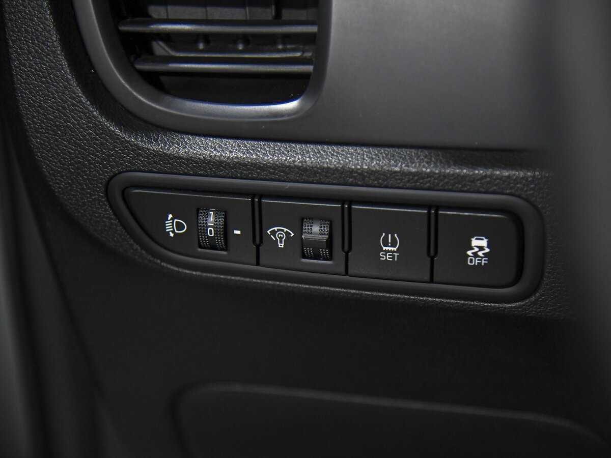 Kia Rio X-Line, 2018 Фото №13