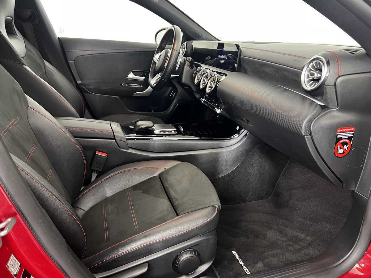 Mercedes-Benz CLA 200, 2020 Фото №9