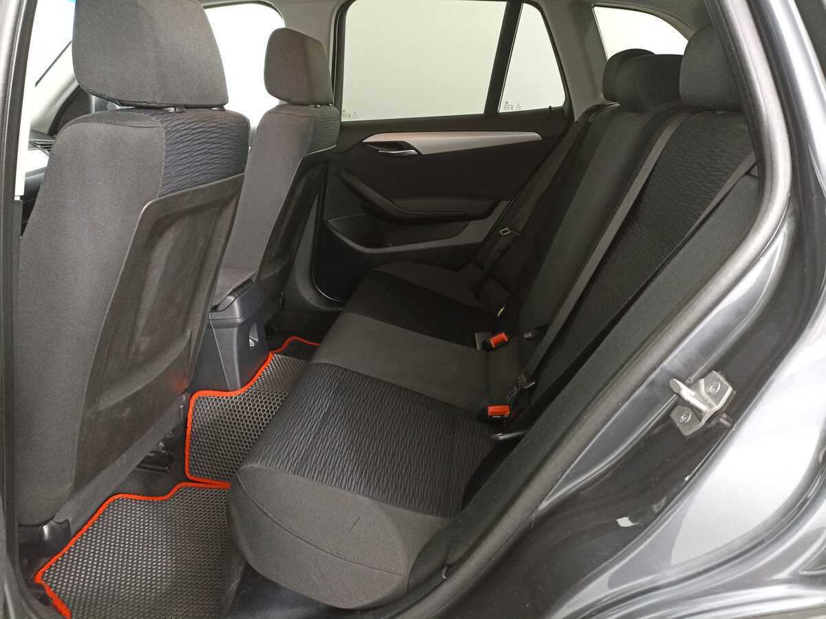 BMW X1 18i, 2014 Фото №10