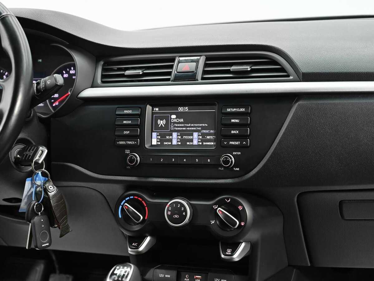 Kia Rio, 2018 Фото №9