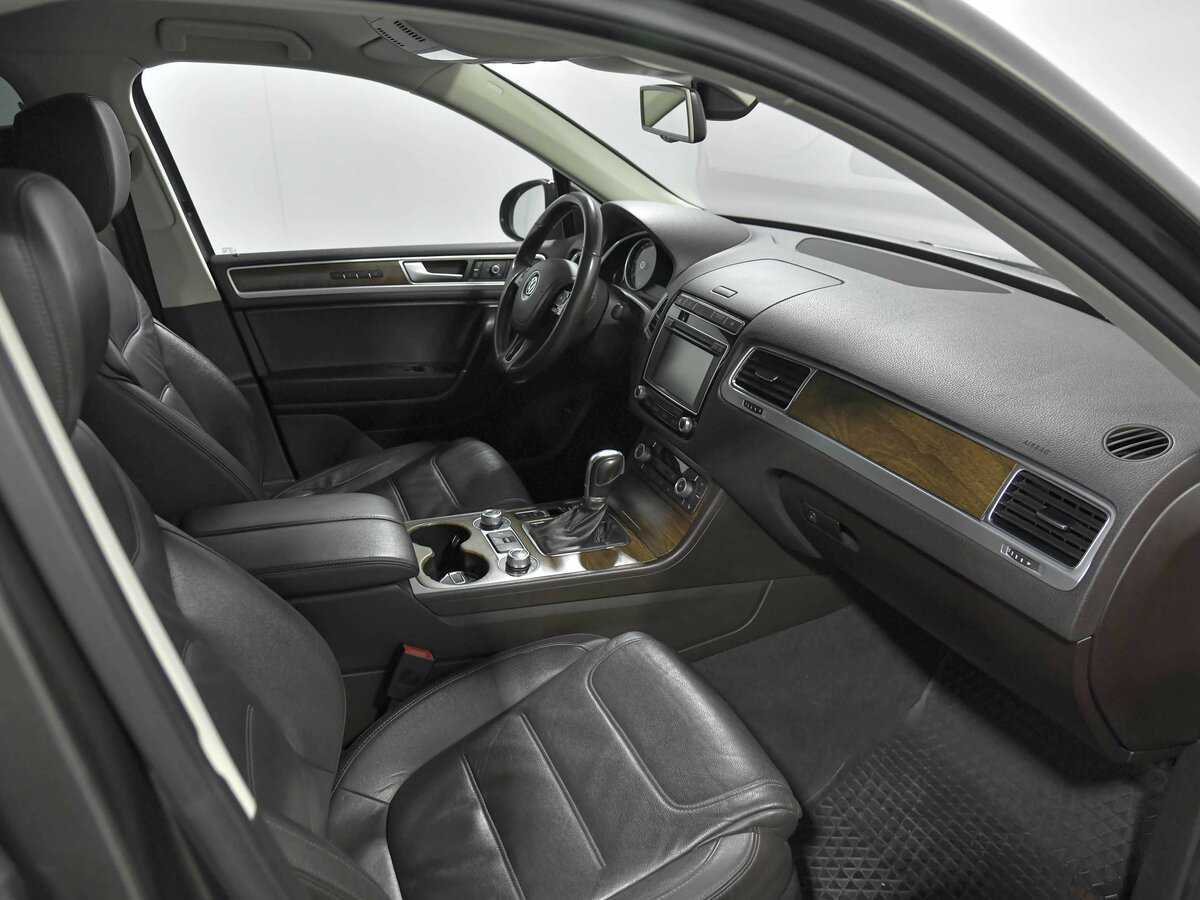 Volkswagen Touareg, 2016 Фото №17