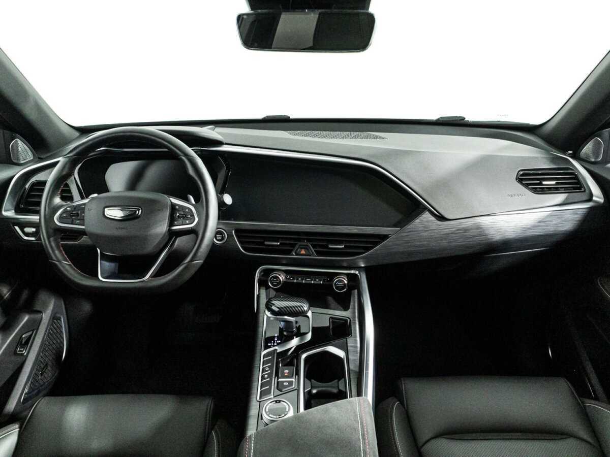 Geely Tugella, 2022 Фото №13