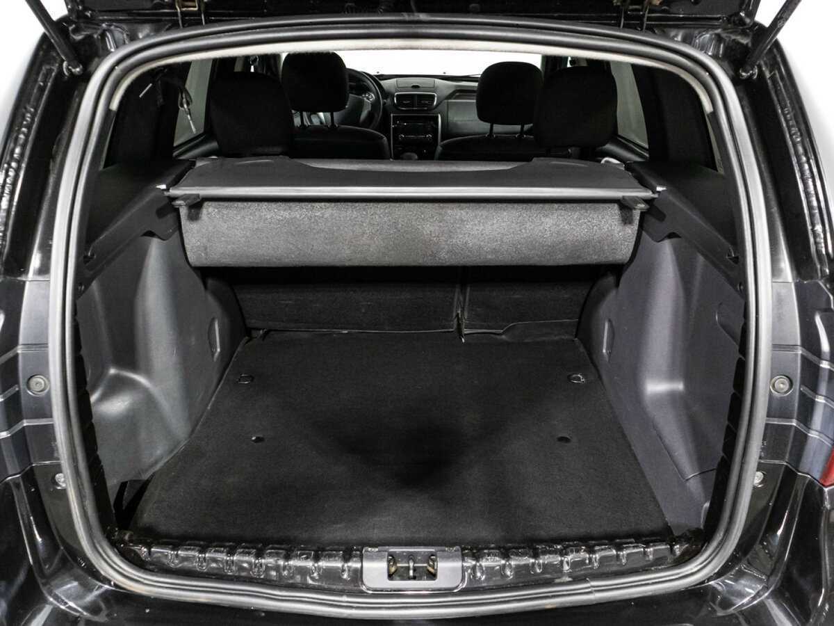 Nissan Terrano, 2014 Фото №15