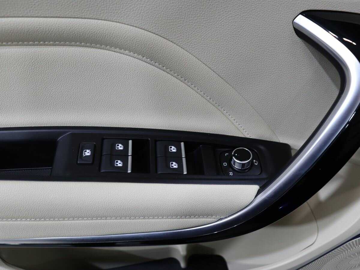 FAW Bestune T77, 2023 Фото №11