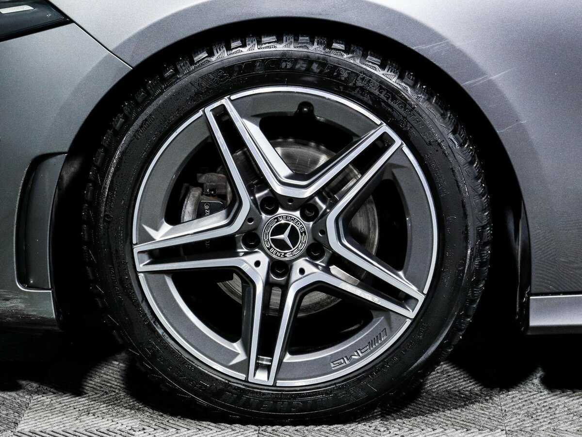 Mercedes-Benz A-Класс 200, 2020 Фото №12